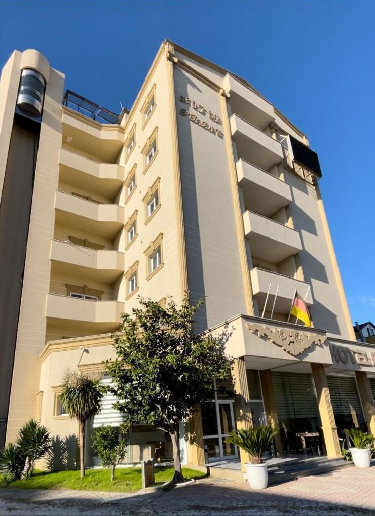 Hotel Princ Golem  Exterior photo